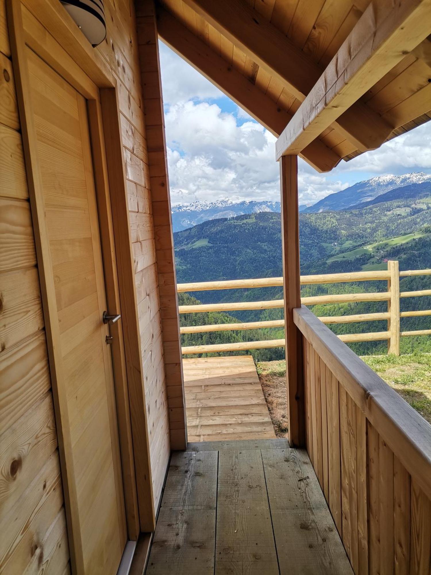 Farmstay&Glamping Visocnik Ljubno Bilik gambar